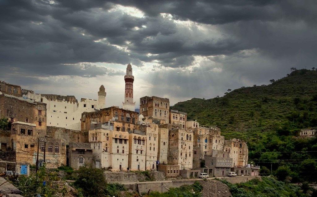 Yemen traditions, taditional dress, culture