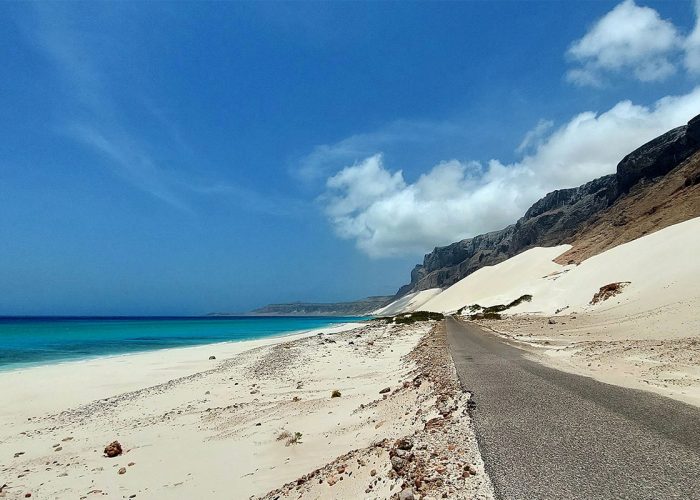 6-mountain-scenic-roadtrip-Socotra-Trip-Socotra-Islands